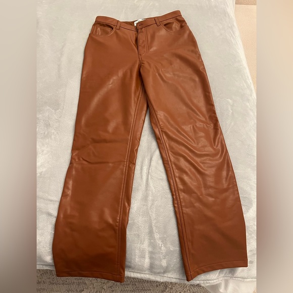 Abercrombie 90’s vegan leather pants - Picture 1 of 3
